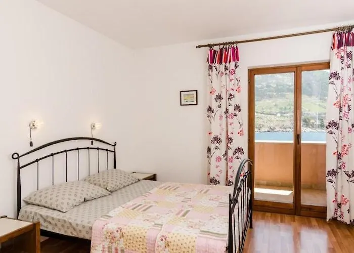 Bezek - With Sea View 2 A